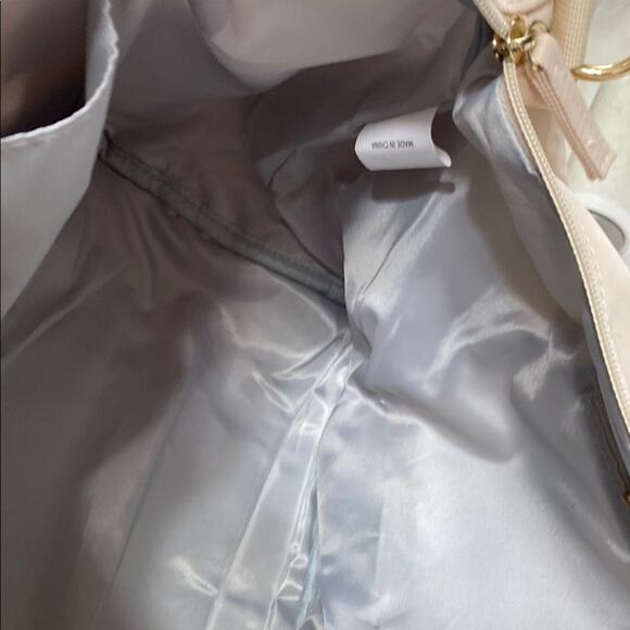 Etronik Cream Canvas Gym Bag Spacious Design Bottom Compartment 20”x16”x9” - Picture 12 of 16